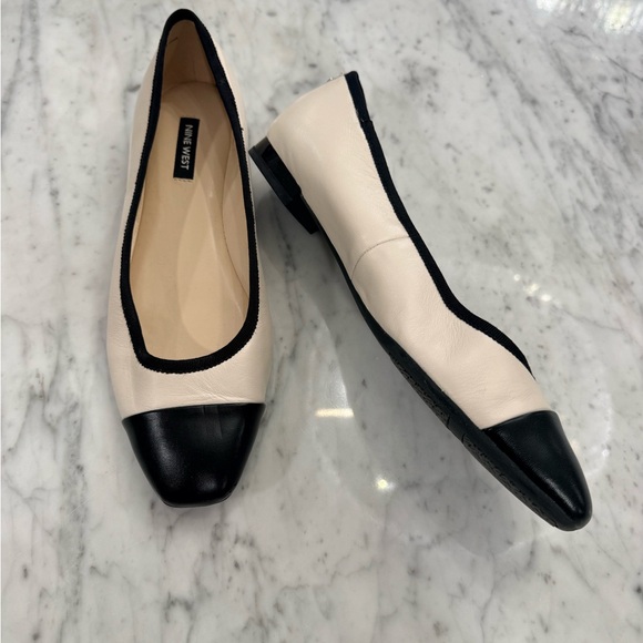 Nine West Shoes - NEW Nine West Black and Cream Women's Flats Size 9